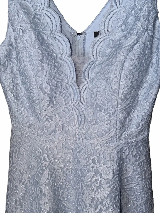 124 - City Studio Dusty Blue Lace V-Neck Dress - Picture 3 of 9